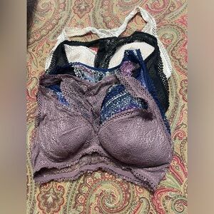 4 Victoria’s Secret Bralettes